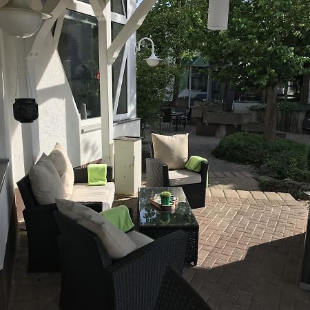 Sport Und Tagungshotel Kenzingen Exteriör bild