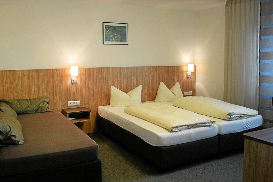 Sport Und Tagungshotel Kenzingen Exteriör bild