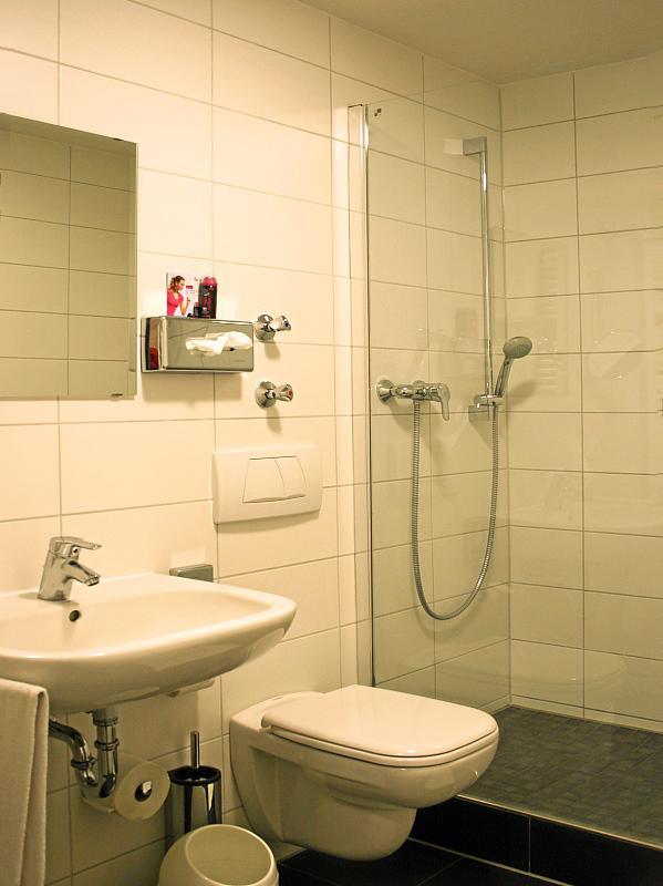 Sport Und Tagungshotel Kenzingen Exteriör bild