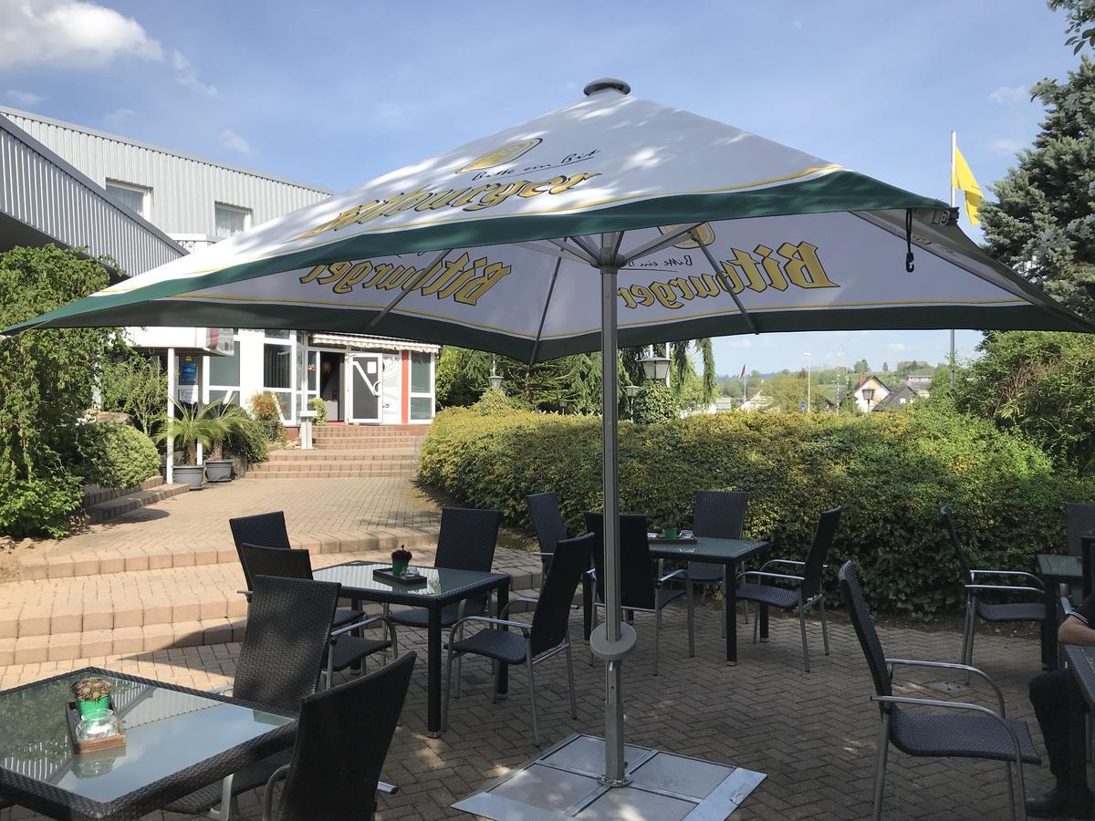 Sport Und Tagungshotel Kenzingen Exteriör bild